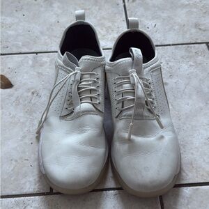 White Hospital Cloves
